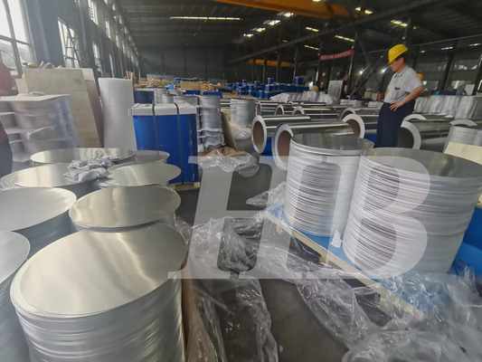 Fabricantes cabelo reto 1,2 mm de alumínio puro 1070 folha de grau pode ser usado para panelas de forno utensílios de cozinha