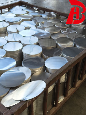 Folhas redondas de alumínio alongadas - Materiais-primas de utensílios de cozinha e utensílios de cozinha - Faixa de espessura: 80 - 1100 mm - Faixa completa de espessuras