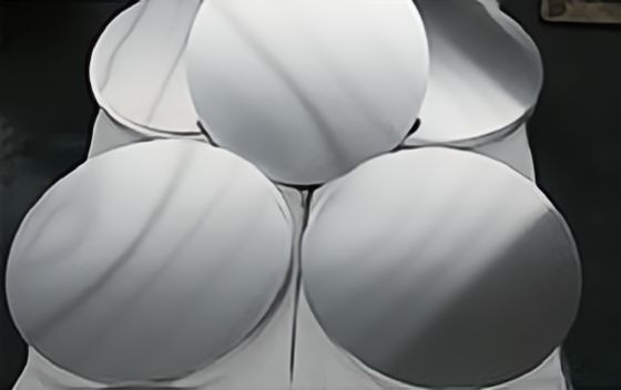 Uniform Silver Aluminum Circles 1050 Alloy 80-1600MM Dia para refletores de iluminação e uso industrial