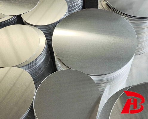 Círculos/discos de alumínio para utensílios de cozinha, diâmetro 80 - 1100mm, espessura 0,5 - 6mm. Disponível em estoque de fábrica.