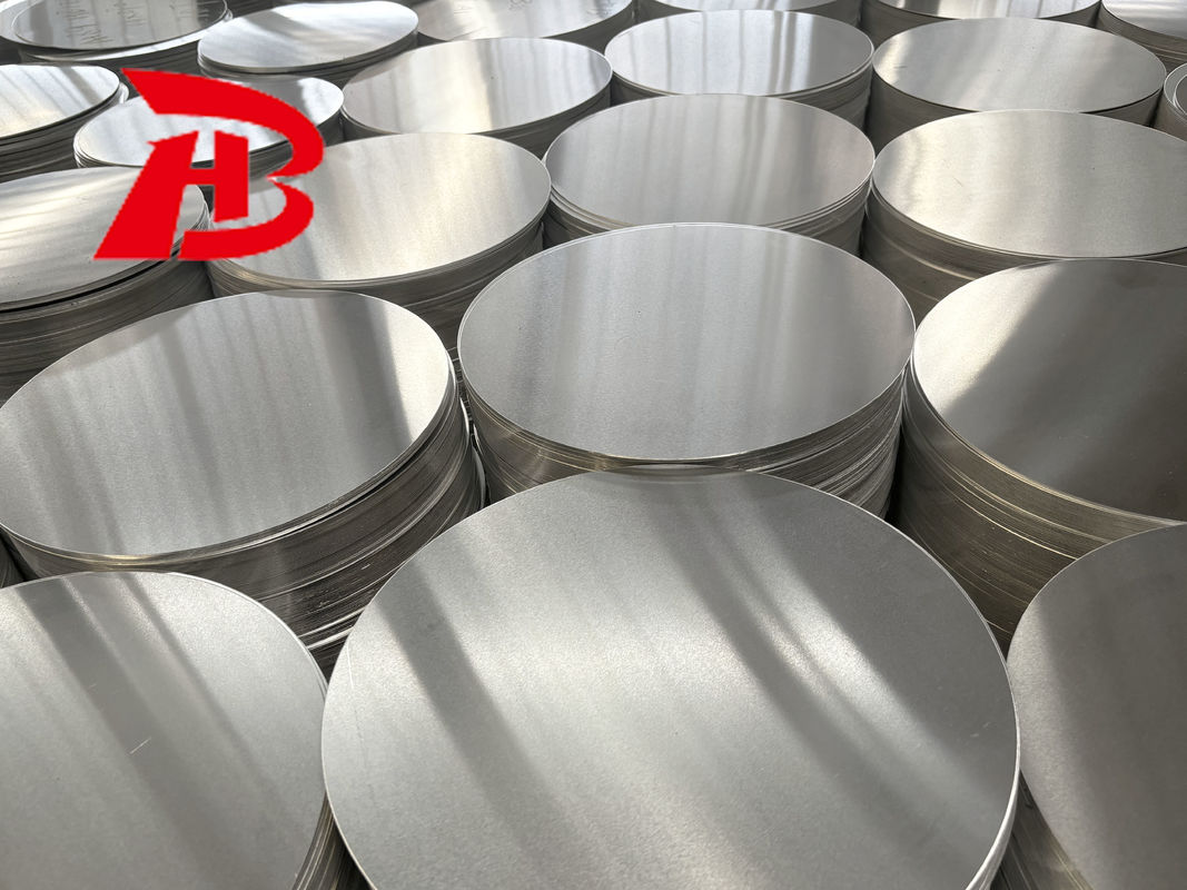 Discos circulares de alumínio perfeitos para aplicações industriais componentes metálicos duráveis e leves