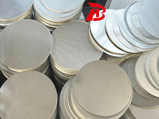 Alto plano 1050/3003 Disco de alumínio de liga profunda Resistente a rachaduras Diâmetro personalizado 80-1600 mm para utensílios de cozinha e estampagem industrial