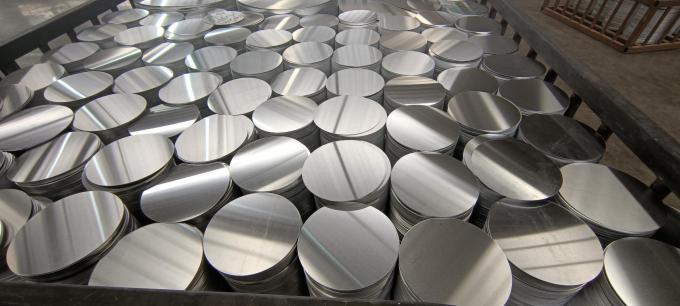 Cost-Saving Silver Aluminum Circles – Custom Dimensions Suited for Cookware & Luminaires